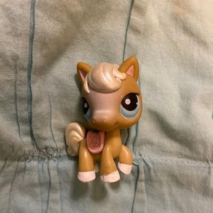 Littlest pet shop horse